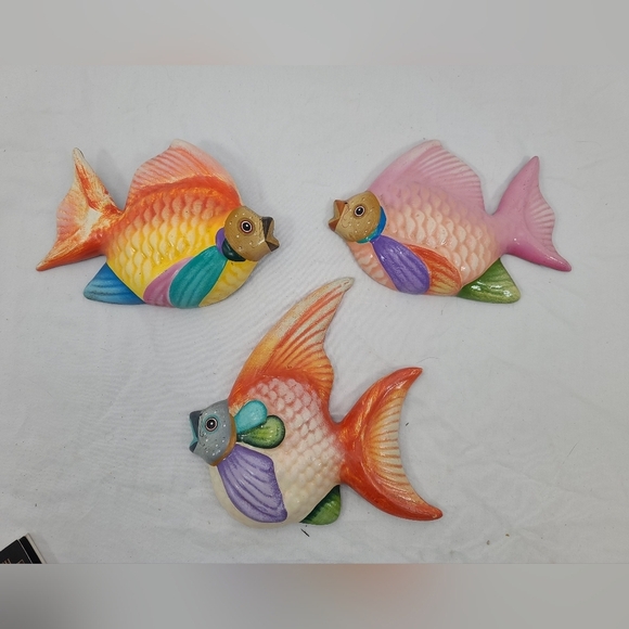 Vintage estate hand painted Pottery tropical bird set of 3 - Picture 7 of 7